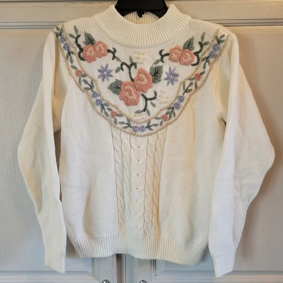 Vintage Alfred Dunner Floral Embroidered Acrylic Knit Sweater - Picture 1 of 5